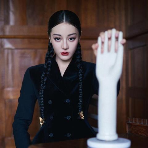 (黑暗盛典 动画)暗黑盛典1-6集动漫：探寻黑暗世界中的深层秘密与角色发展之旅